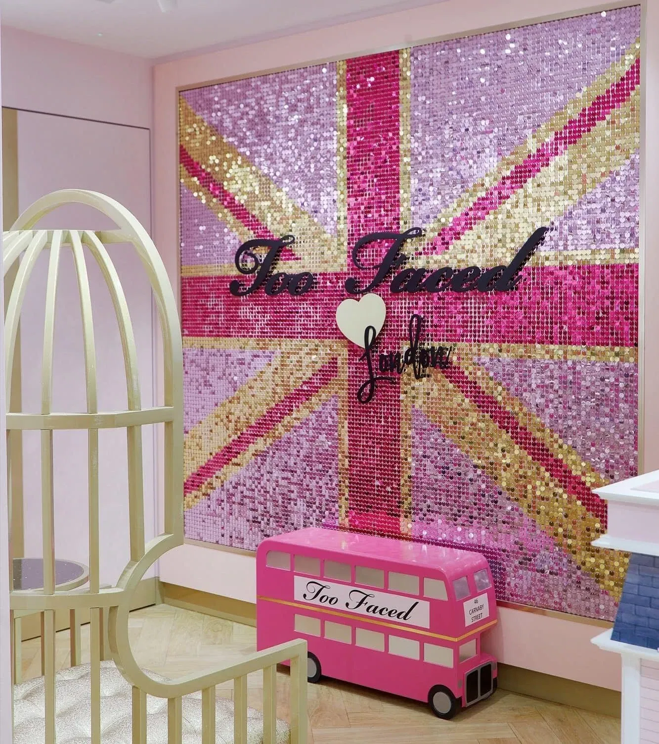 digital in retail stores